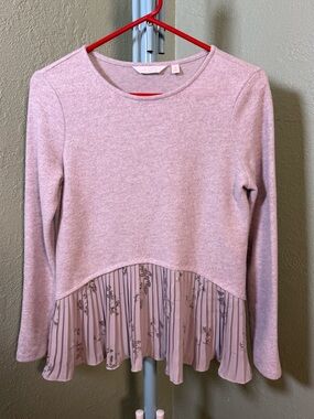 LC Lauren Conrad Light Mauve Knit Sweater